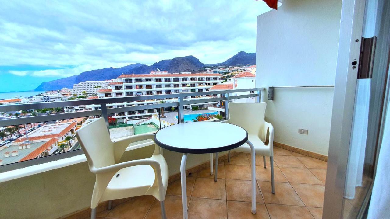 Arenas Negras 13, Alojamiento Con Vistas A La Playa Apartment Puerto de Santiago  Exterior photo